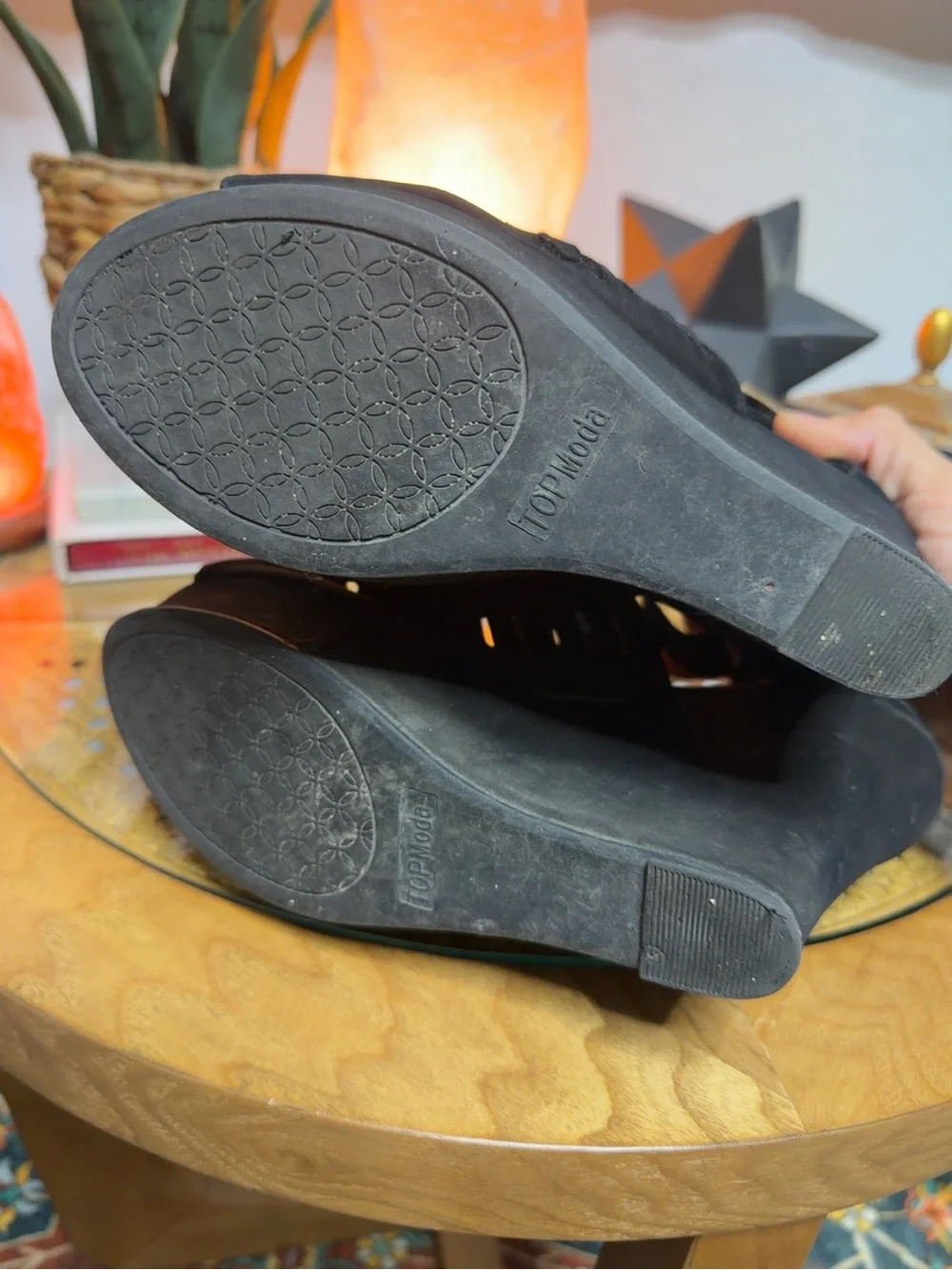 Top Moda Abella 3 Black Cutout Platform Wedge Sandals Size 8